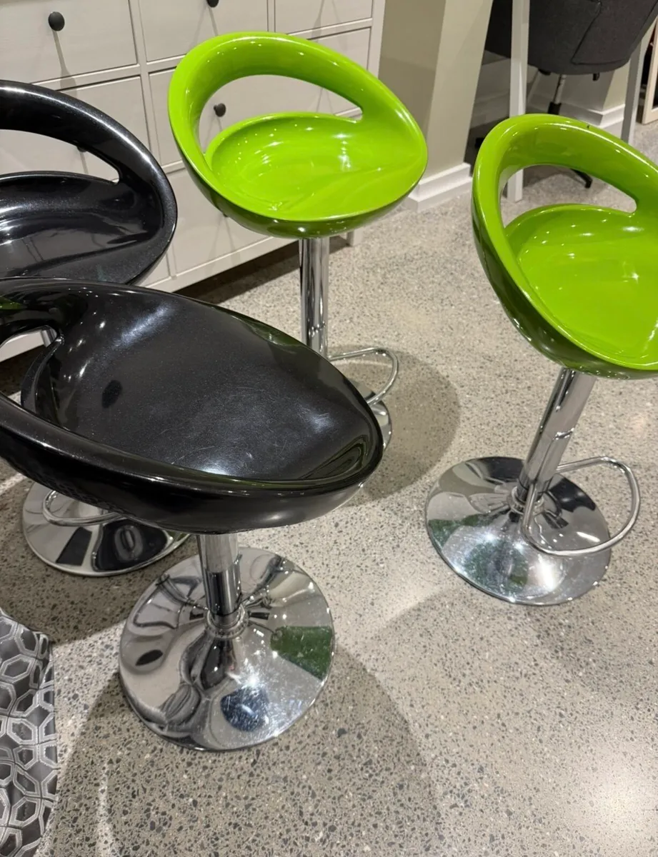 Bar stools - Image 2