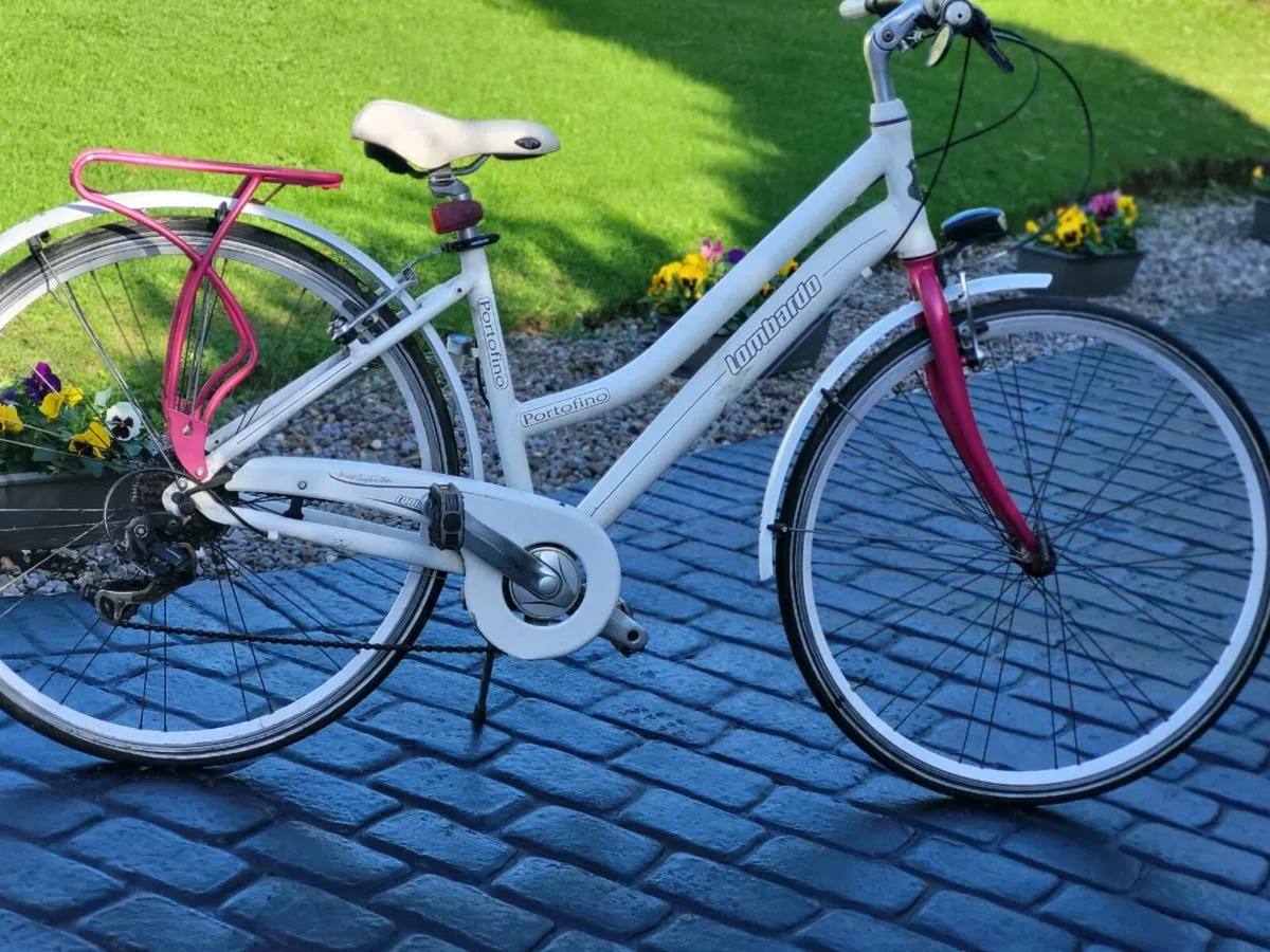 LADIES BIKE.USED IN WORKING ORDER. NO OFFERS - Image 1