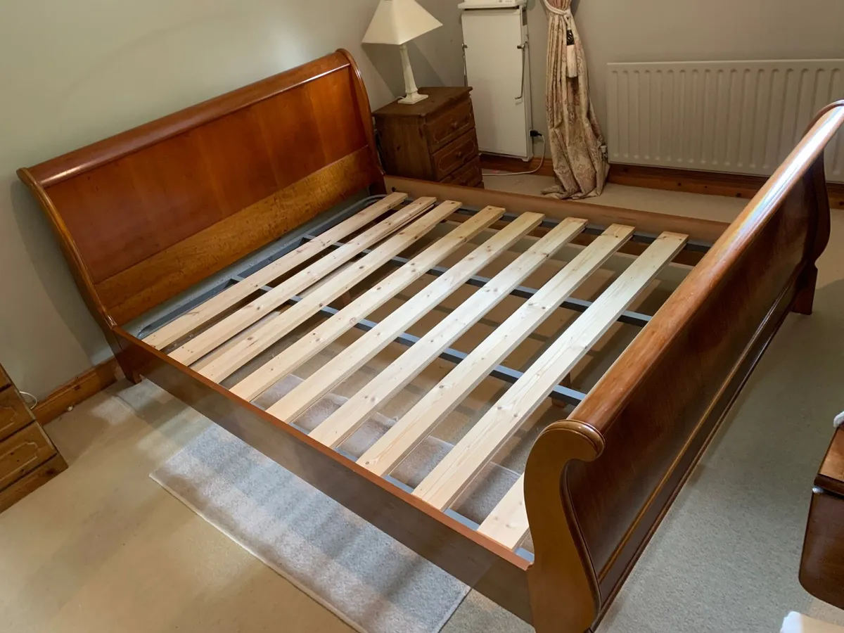 Bed sleigh - Image 1