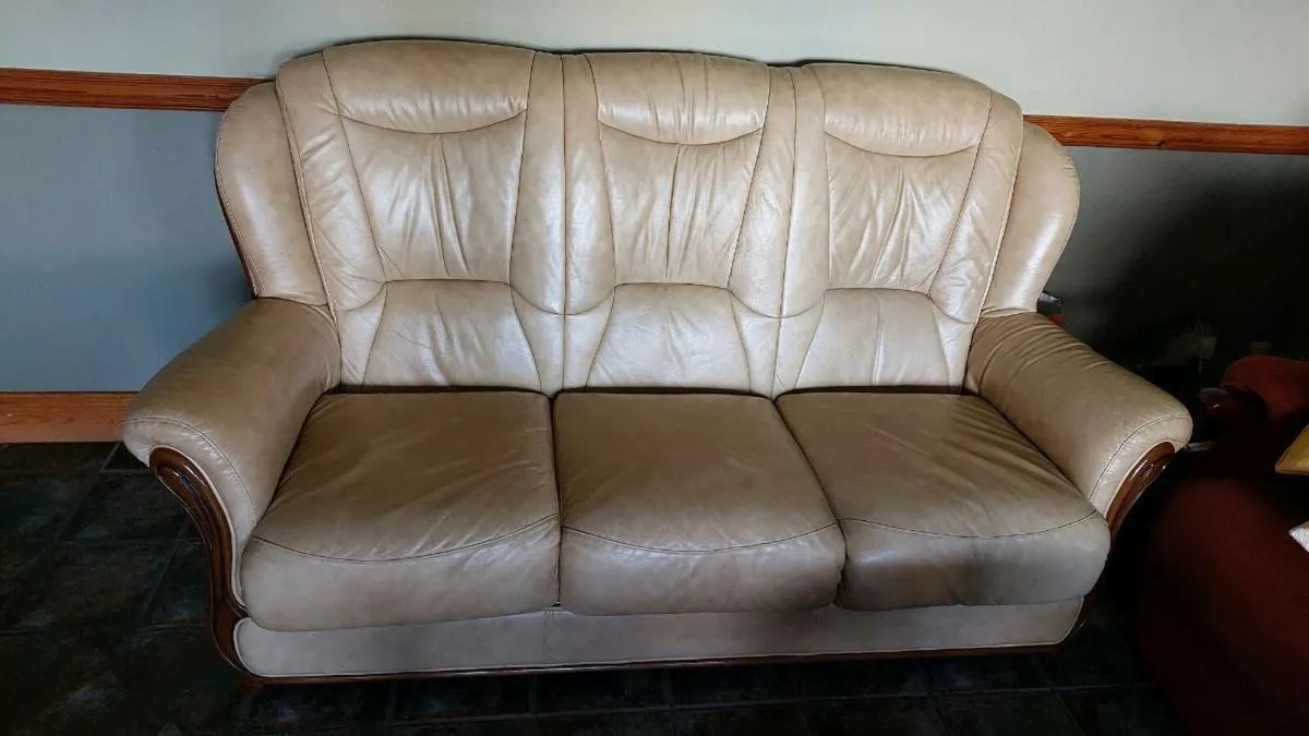 2 seater and 3 seater genuine leather sofas - Image 2
