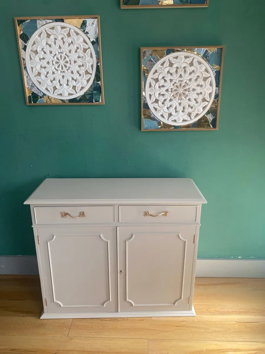 Small sideboard - Image 3