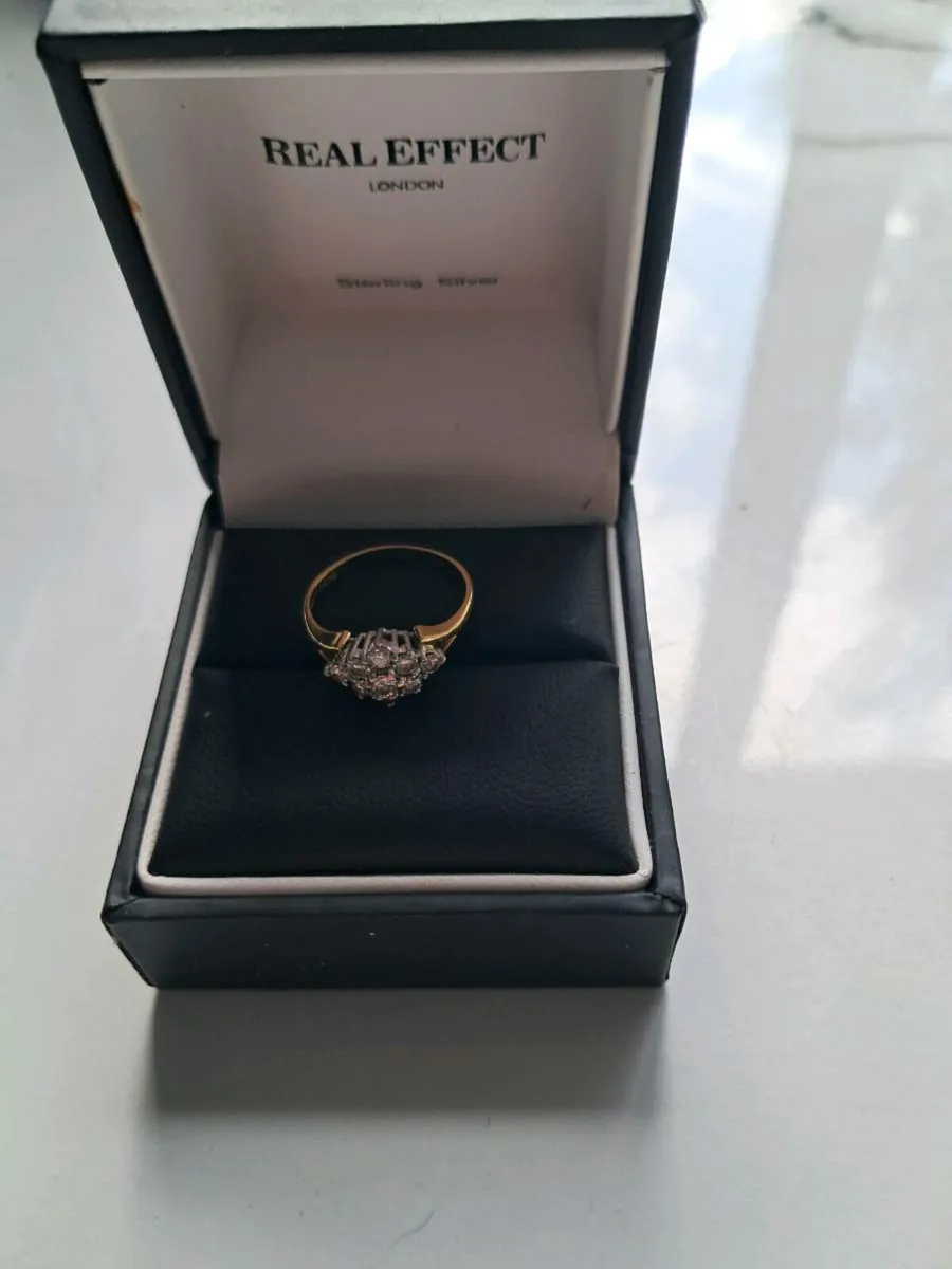 Engagement ring - Image 3