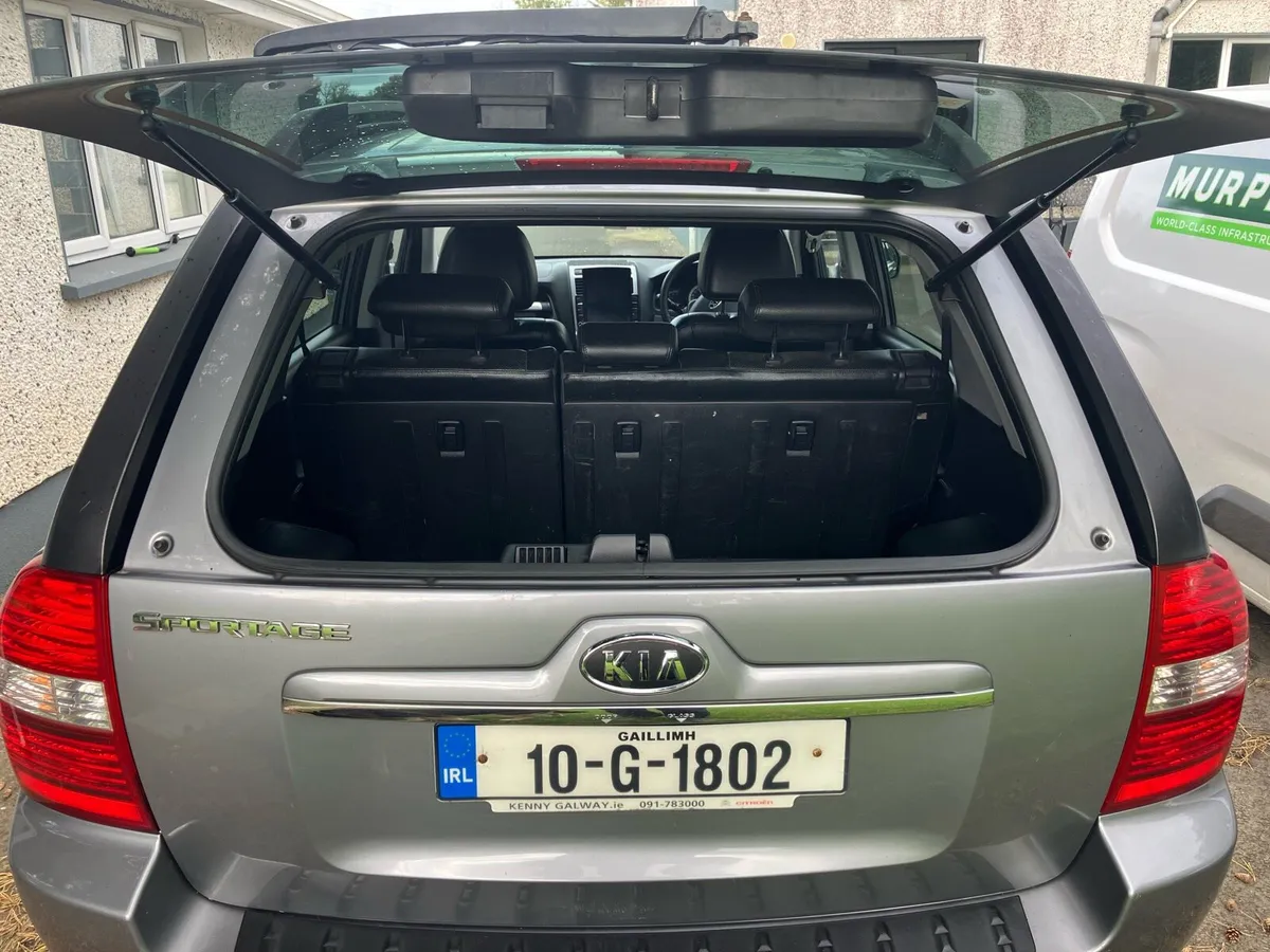 Kia Sportage 2.0 CRDI GS - Image 3