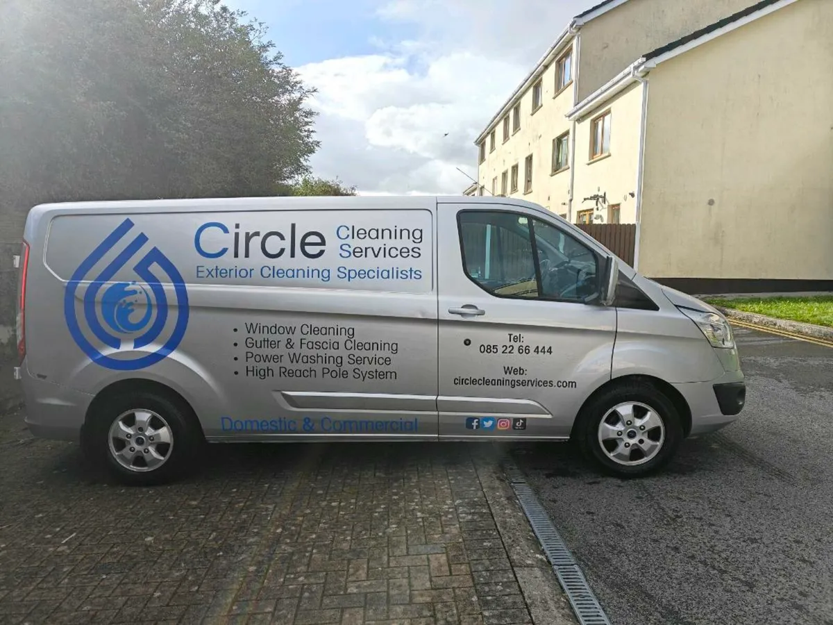 Window cleaning, gutter cleaning, pressure washing - Image 2