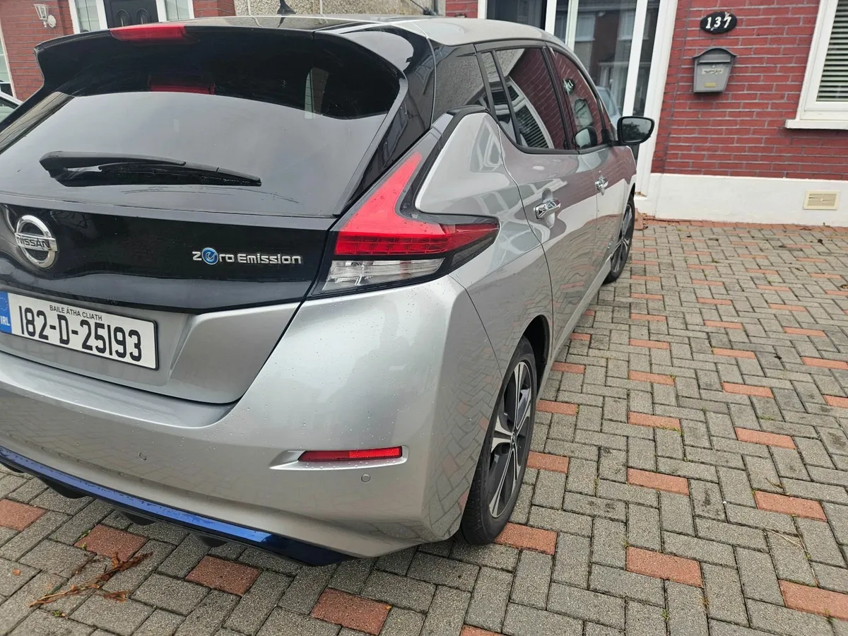 Nissan Leaf 40KW E-Connecta Nov. 2018 - Image 3