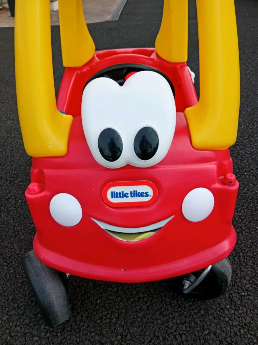 Cosy coupe car - Image 4