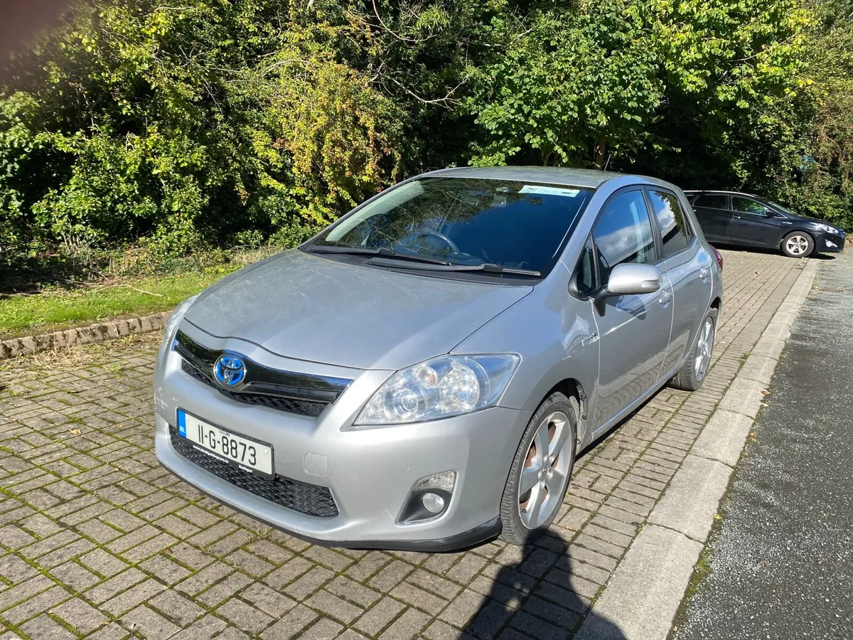 Toyota Auris hybrid (self charger) New Nct - Image 1