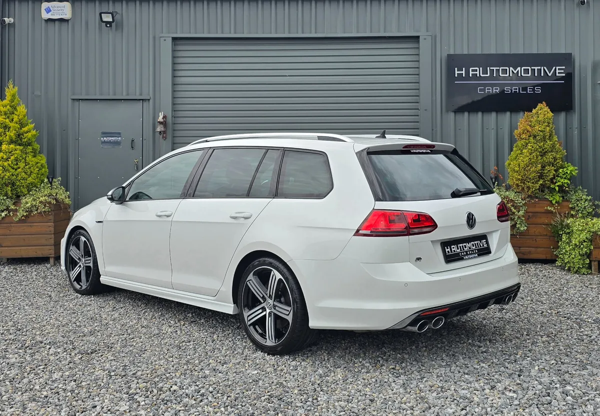 2015 VOLKSWAGEN GOLF R WAGON 4-MOTION DSG - Image 4