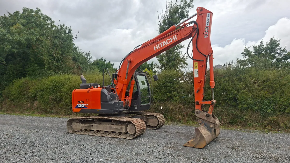 Hitachi 130.6   2018 - Image 1