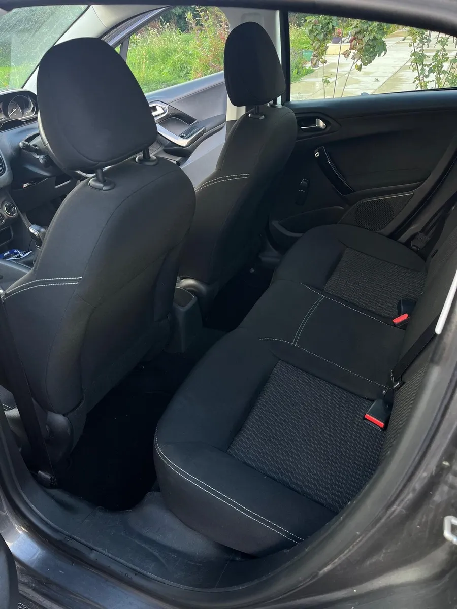 Peugeot 208 Active 1.2 4DR 2018 - Image 4