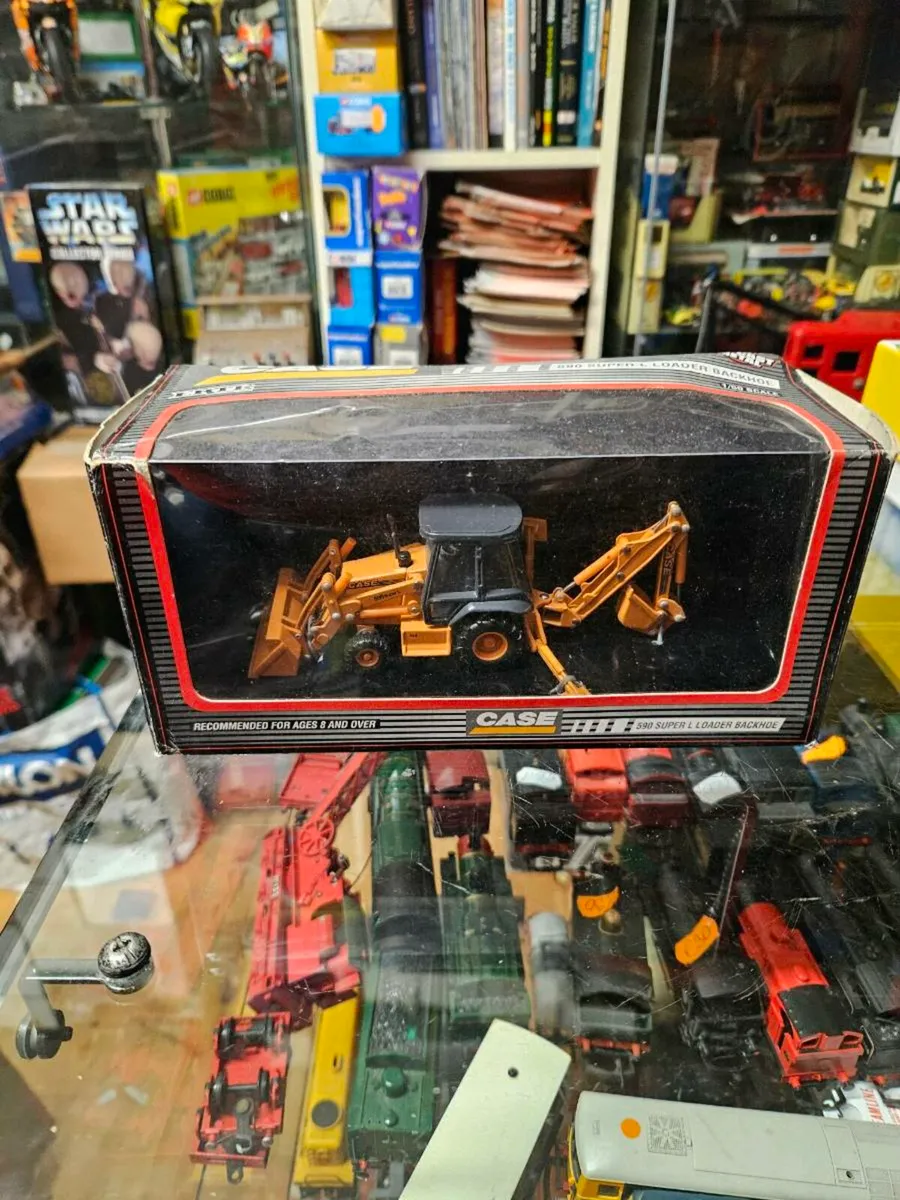 Corgi ERTL Case Blackhoe Loader 1.50 - Image 1