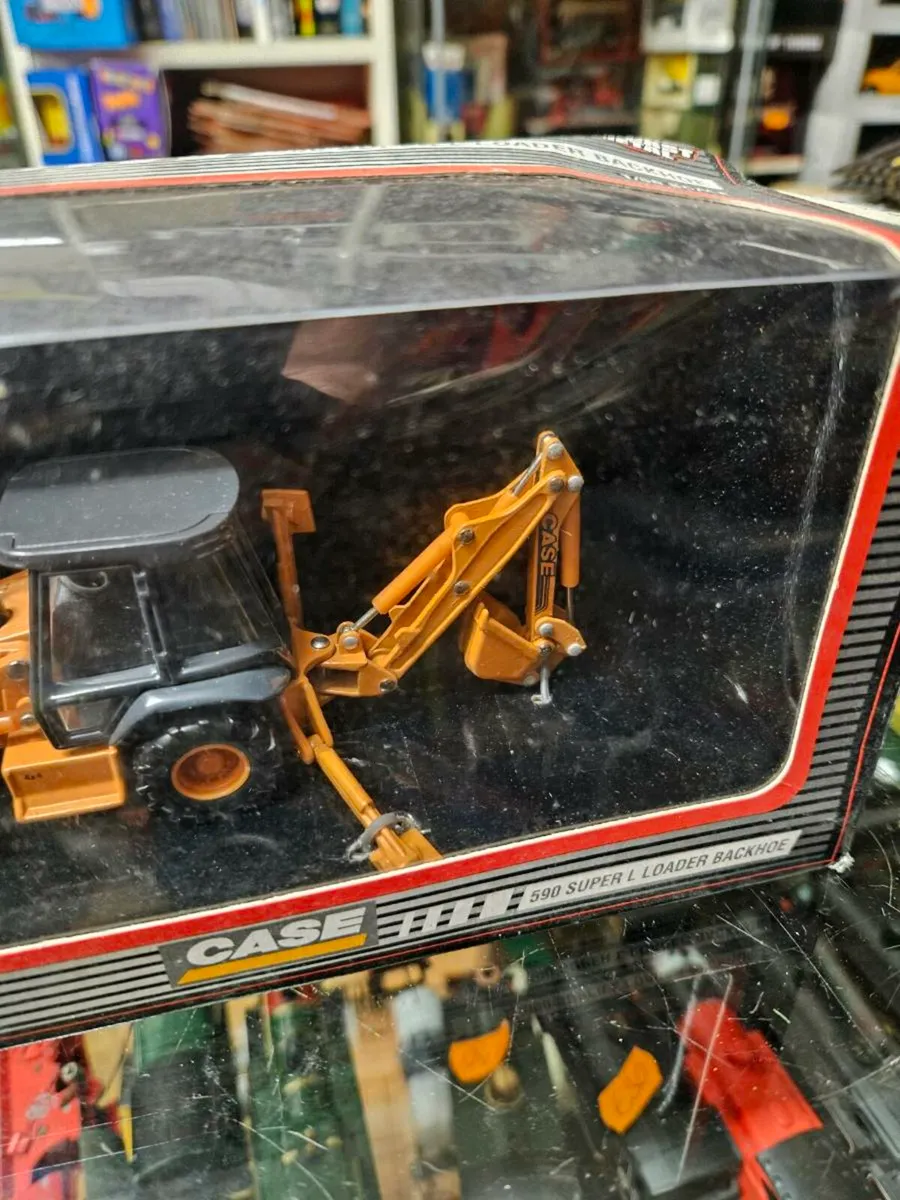 Corgi ERTL Case Blackhoe Loader 1.50 - Image 4
