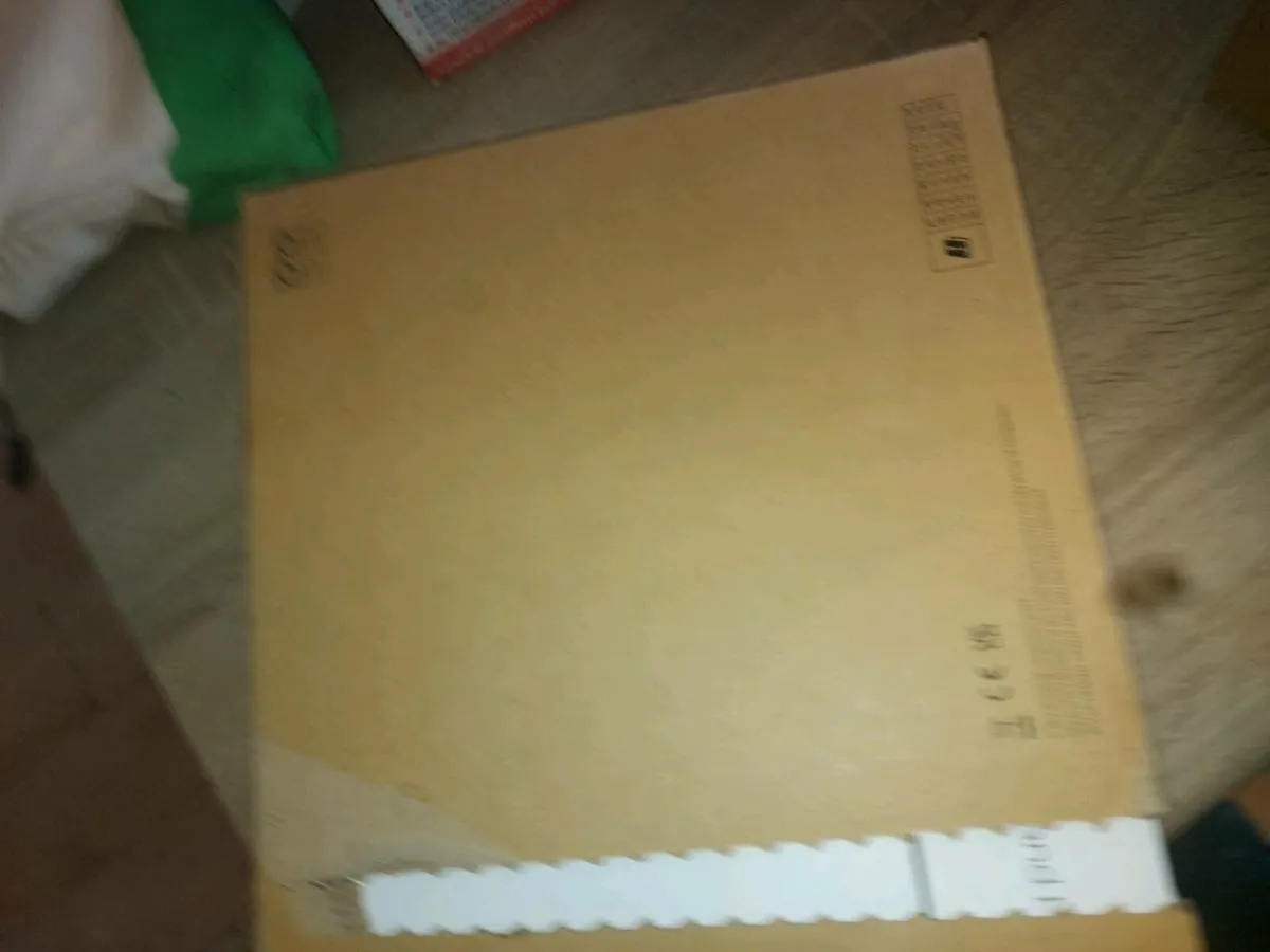 Brand new sky broadband - Image 4