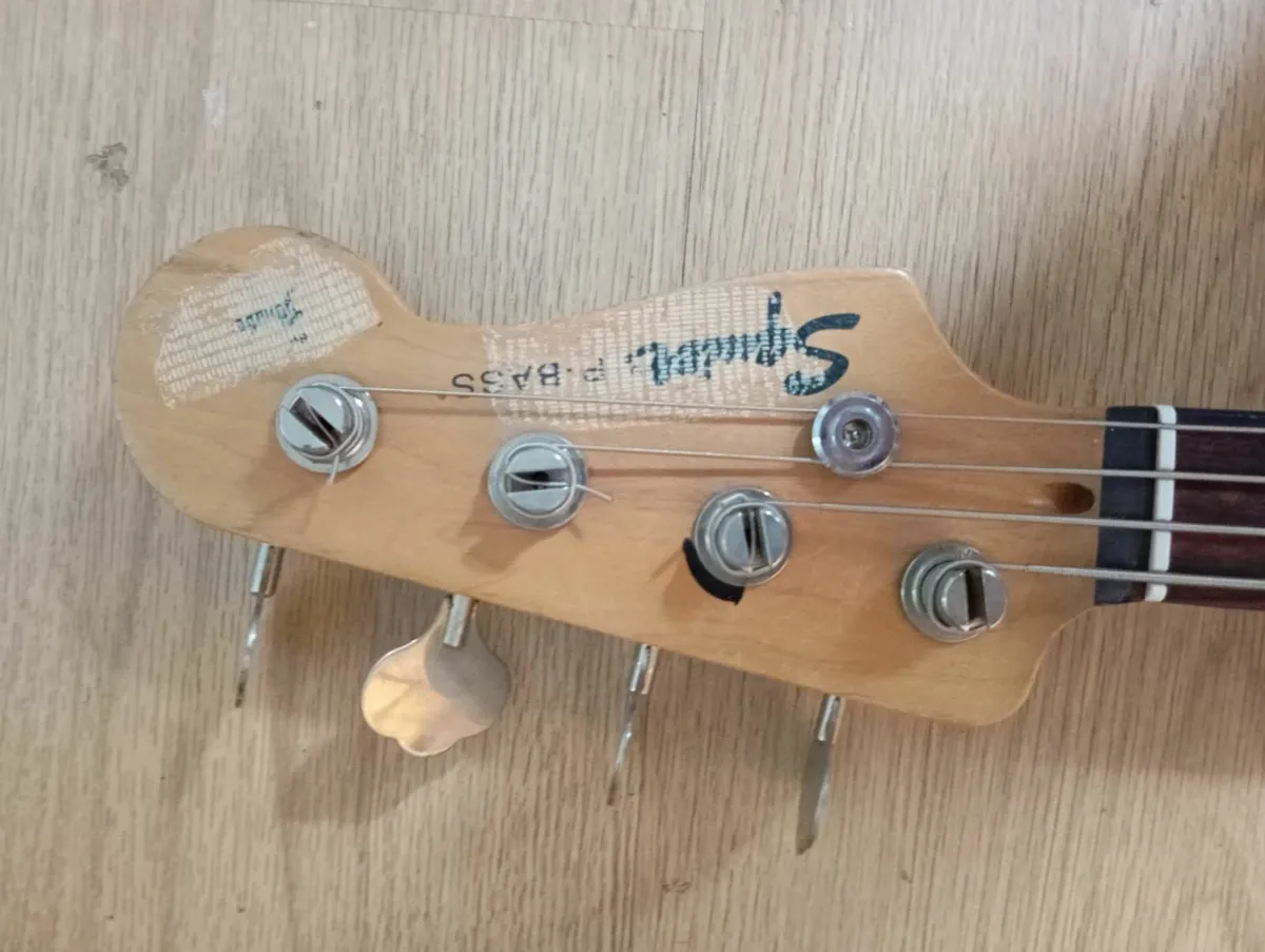 Guitar - Image 3