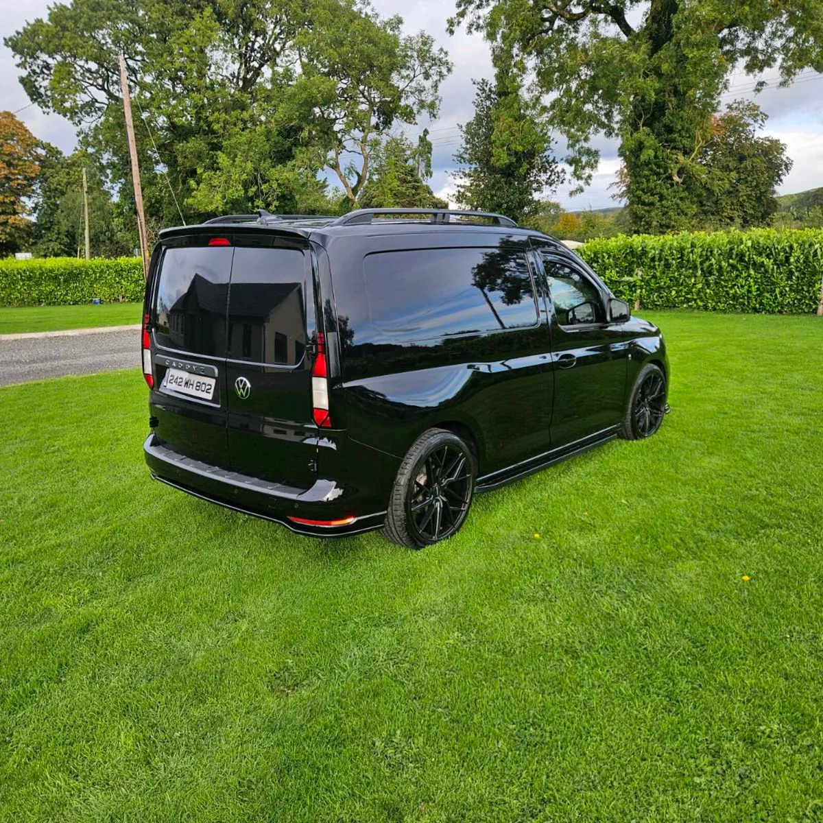 VW CADDY 2.O MANUAL - Image 3
