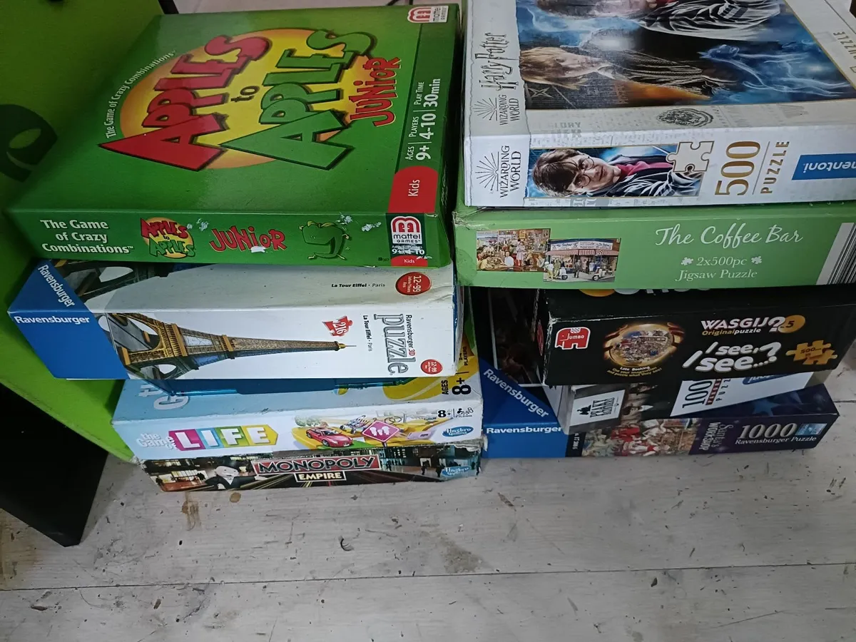 FREE Selection of board Games and jigsaws.