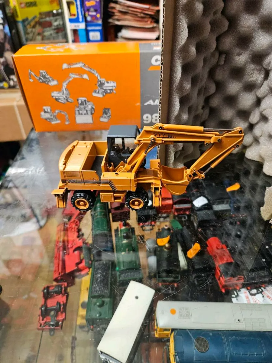 Corgi Conrad Case Excavator 1.50 - Image 1