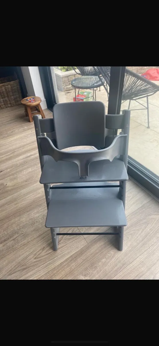 Baby chair - Image 1