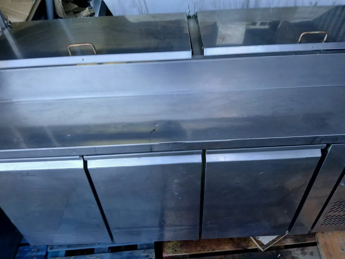 Staneless steel cabbinet/chilled unit deli.. - Image 2