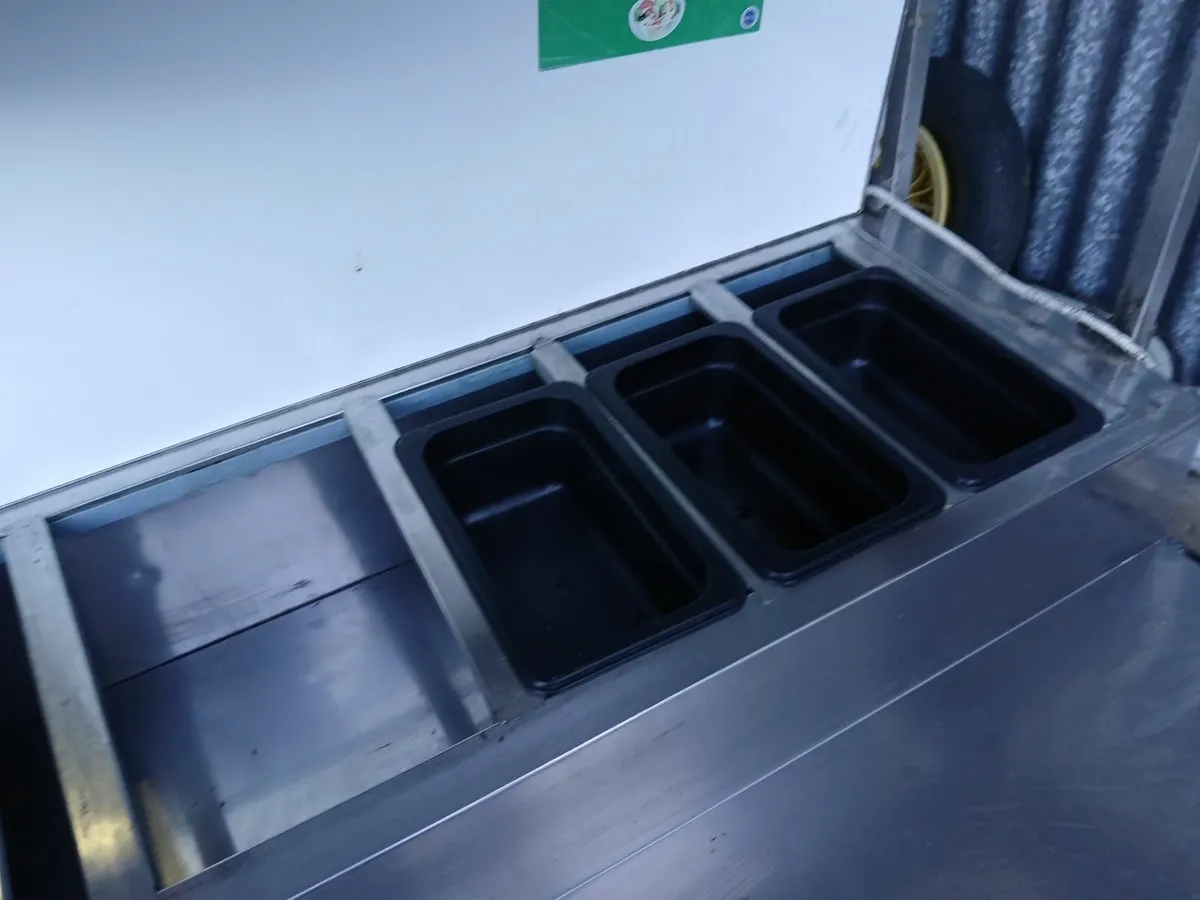 Staneless steel cabbinet/chilled unit deli.. - Image 3