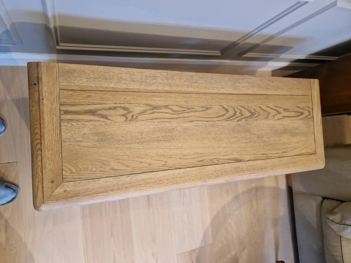 TV Unit - Image 2