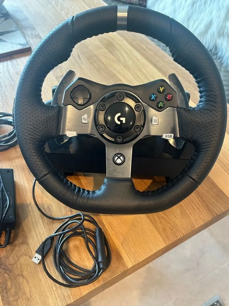 Logitech G920 Gaming Wheel & Pedals for X-box - Image 1
