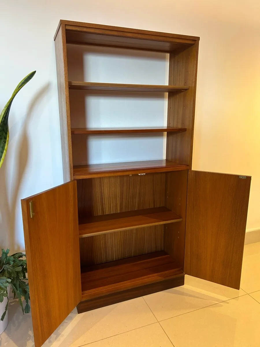 Mid century teak open plan display cabinet - Image 1