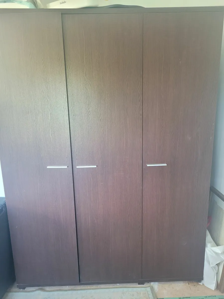 Wardrobe - Image 4