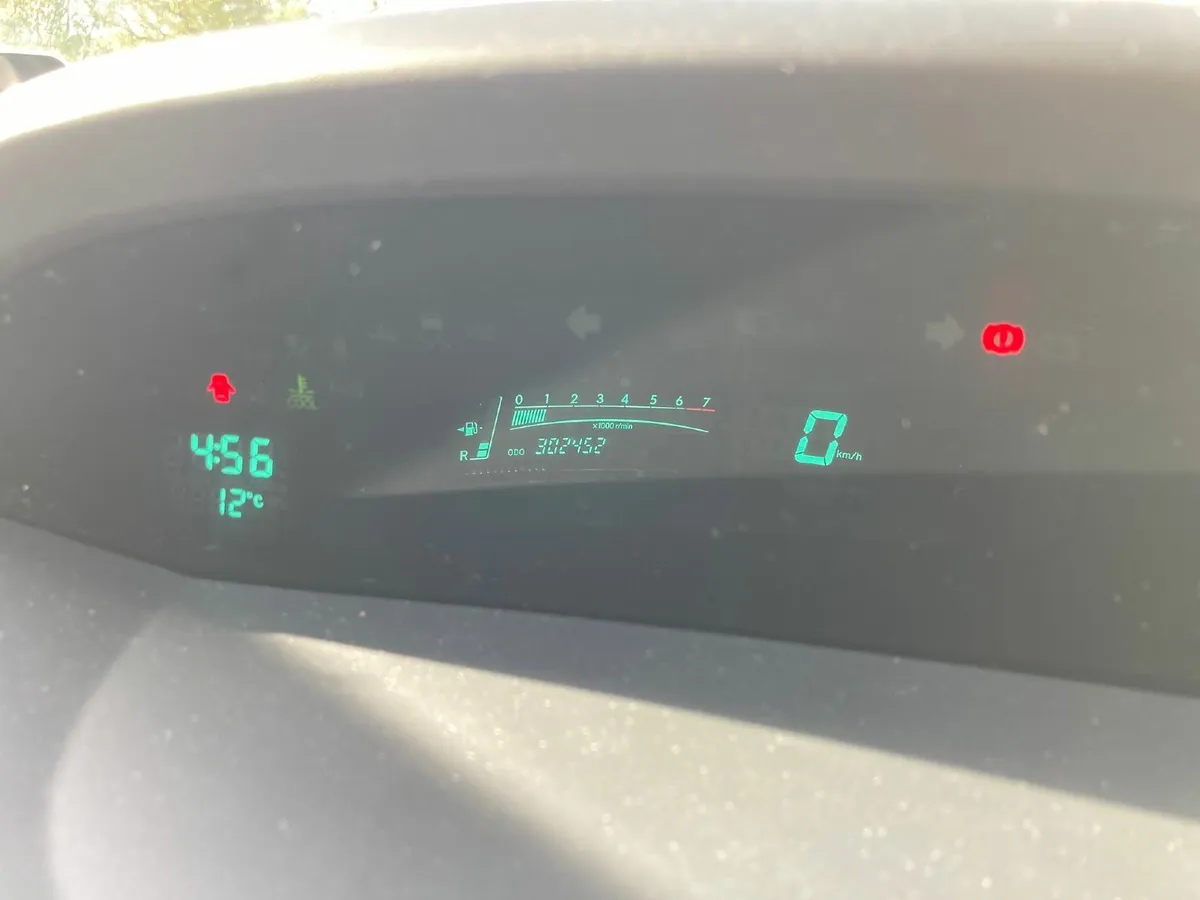 Toyota Yaris 2006 - Image 4