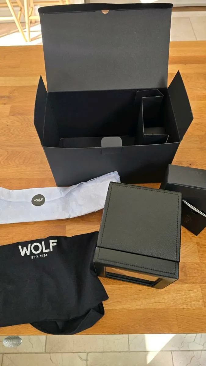 Wolf watch winder - Image 3