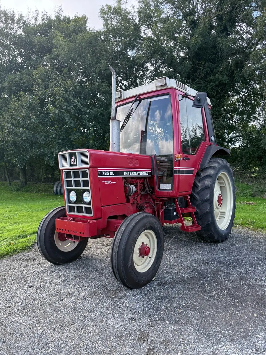 International 785XL - Image 1