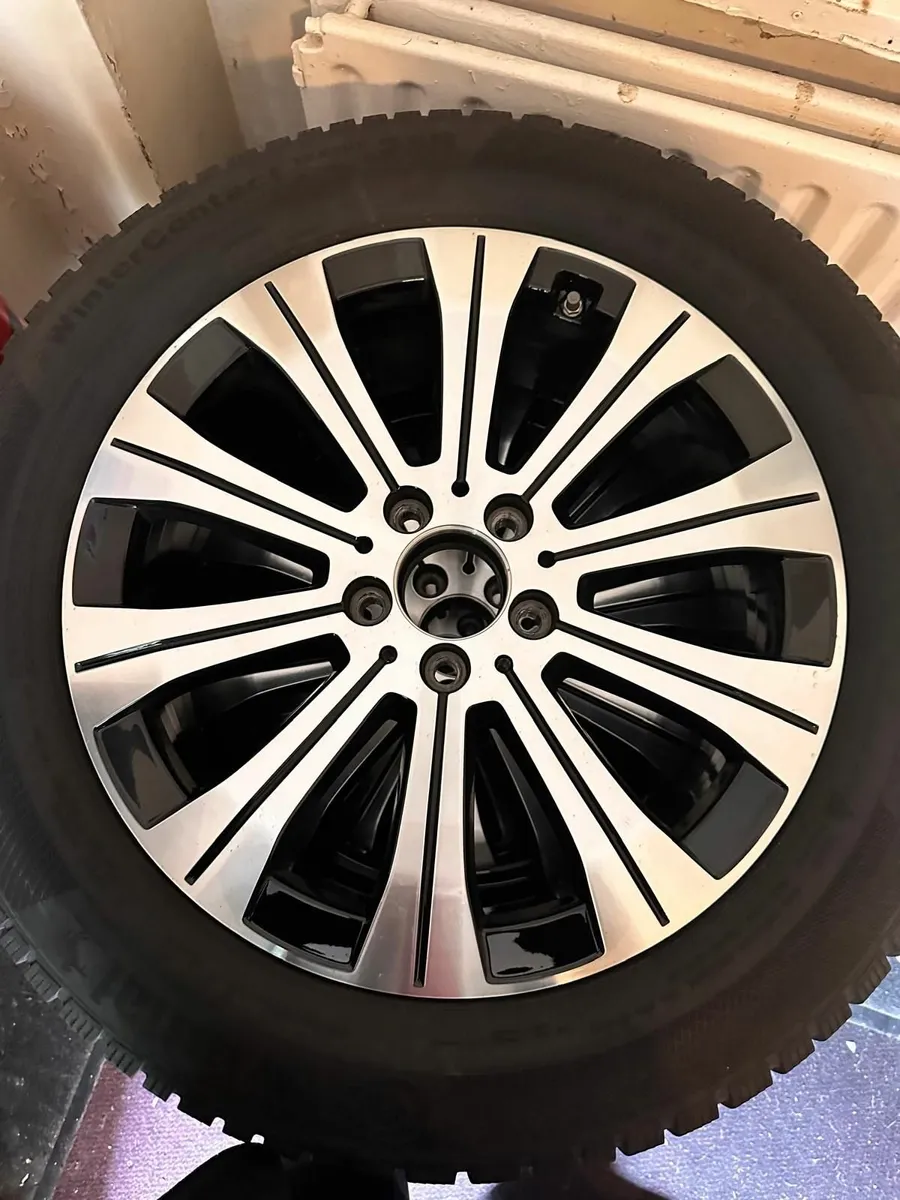 18 Mercedes Amg 10 spoke wheels
