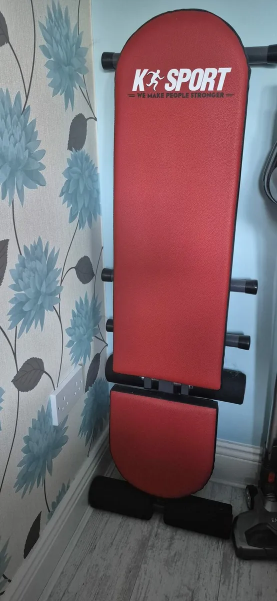 Foldable Workout Bench and 20kg Pump Kit with bar - Image 1