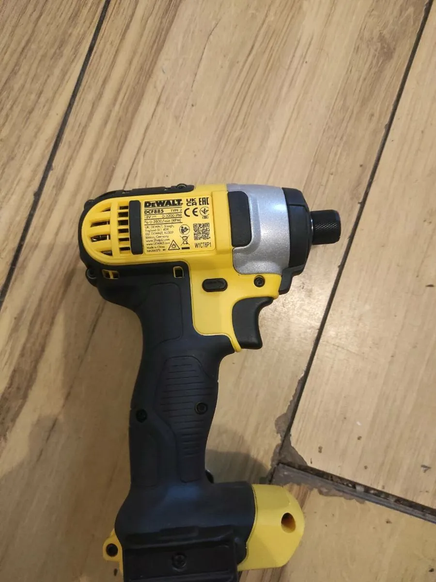 DeWalt XR impact driver - Image 2