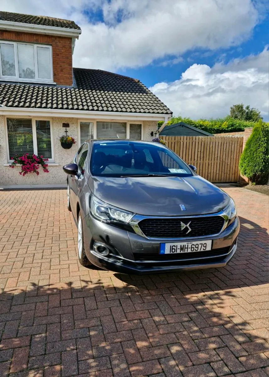Citroen DS4 1.2 Puretech Prestige 5 dr - Image 1