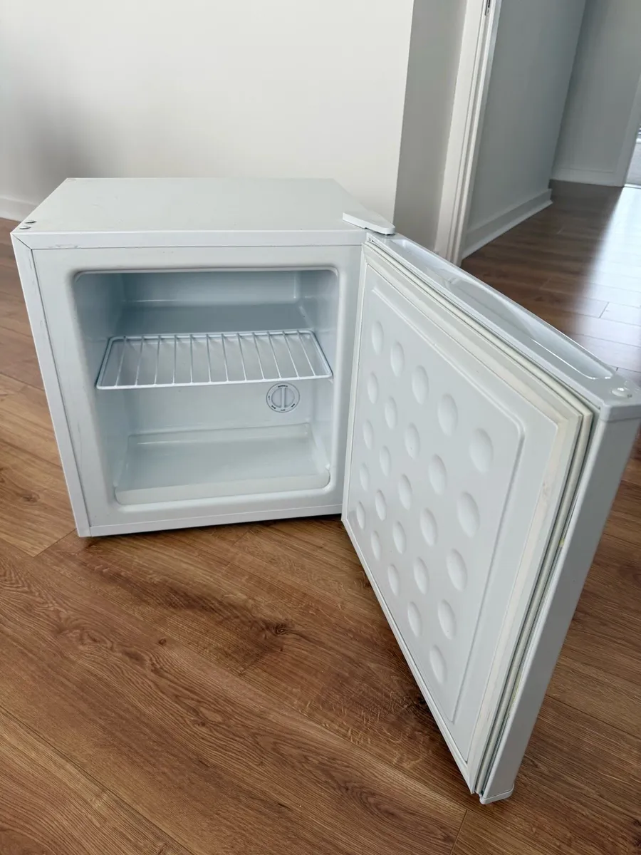 Freezer 31 litre - Image 2