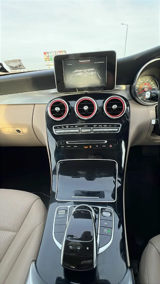 Automatic Mercedes-Benz C-Class Great condition - Image 1