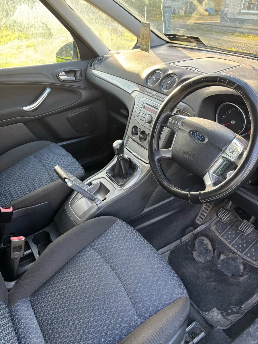 Ford galaxy - Image 3