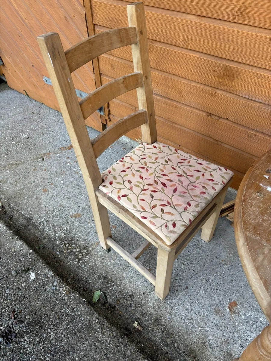 2 seater table and chairs - Image 2
