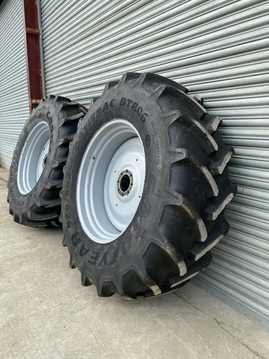 520/85R38 Good year Radials, solid rim set. - Image 2