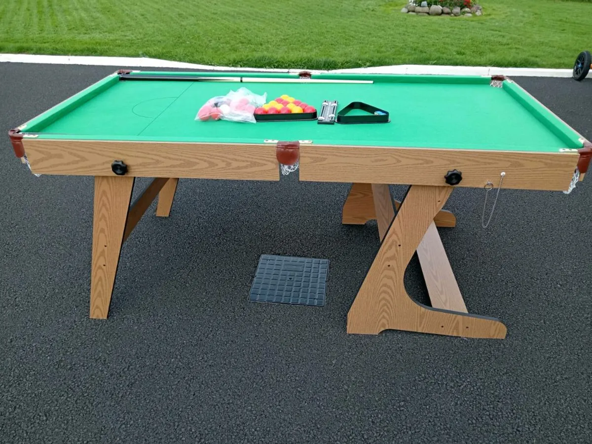 Folding pool table - Image 1