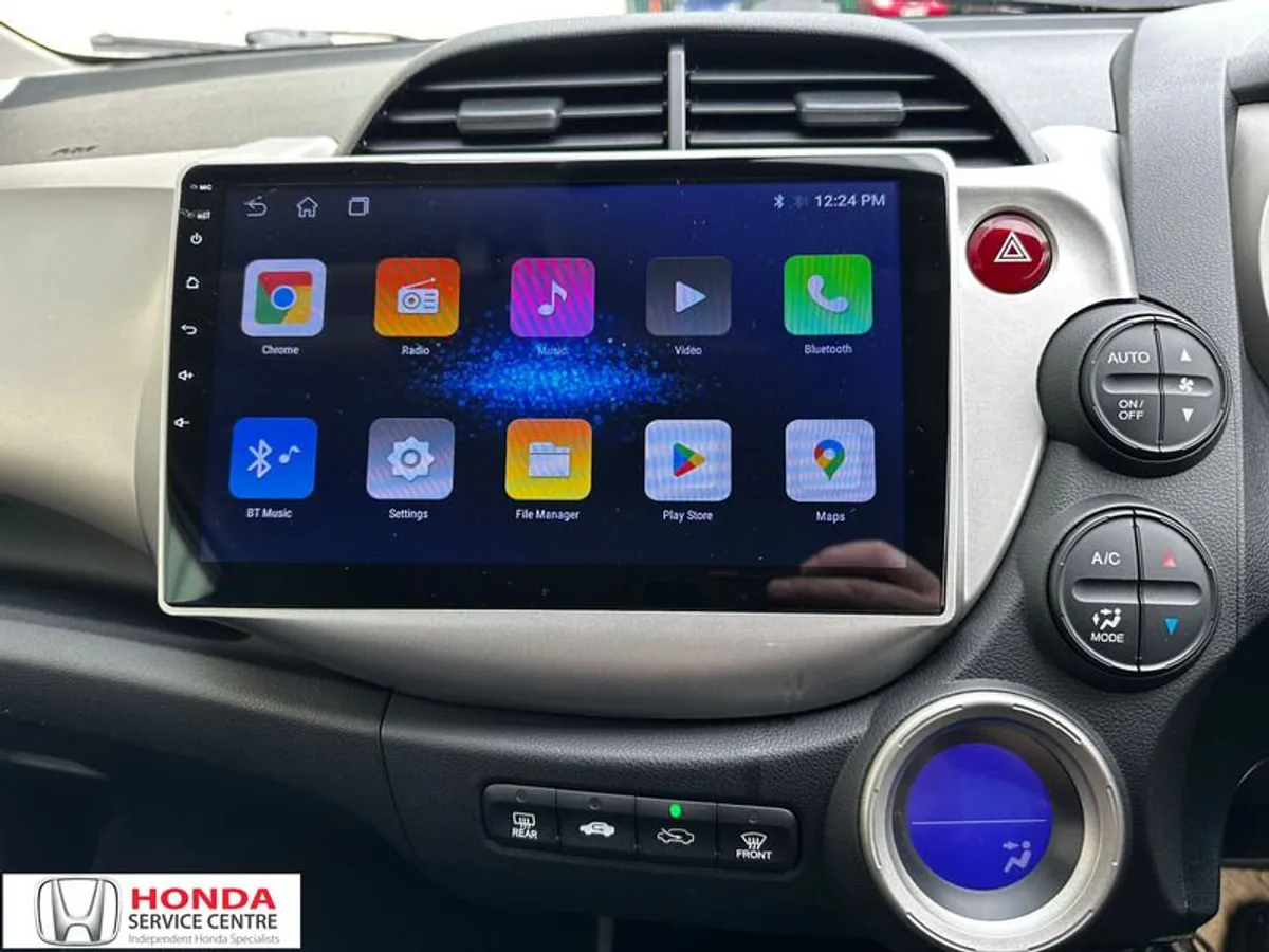 Honda Fit Hybrid 2012 very low kms FOR SALE - Image 4