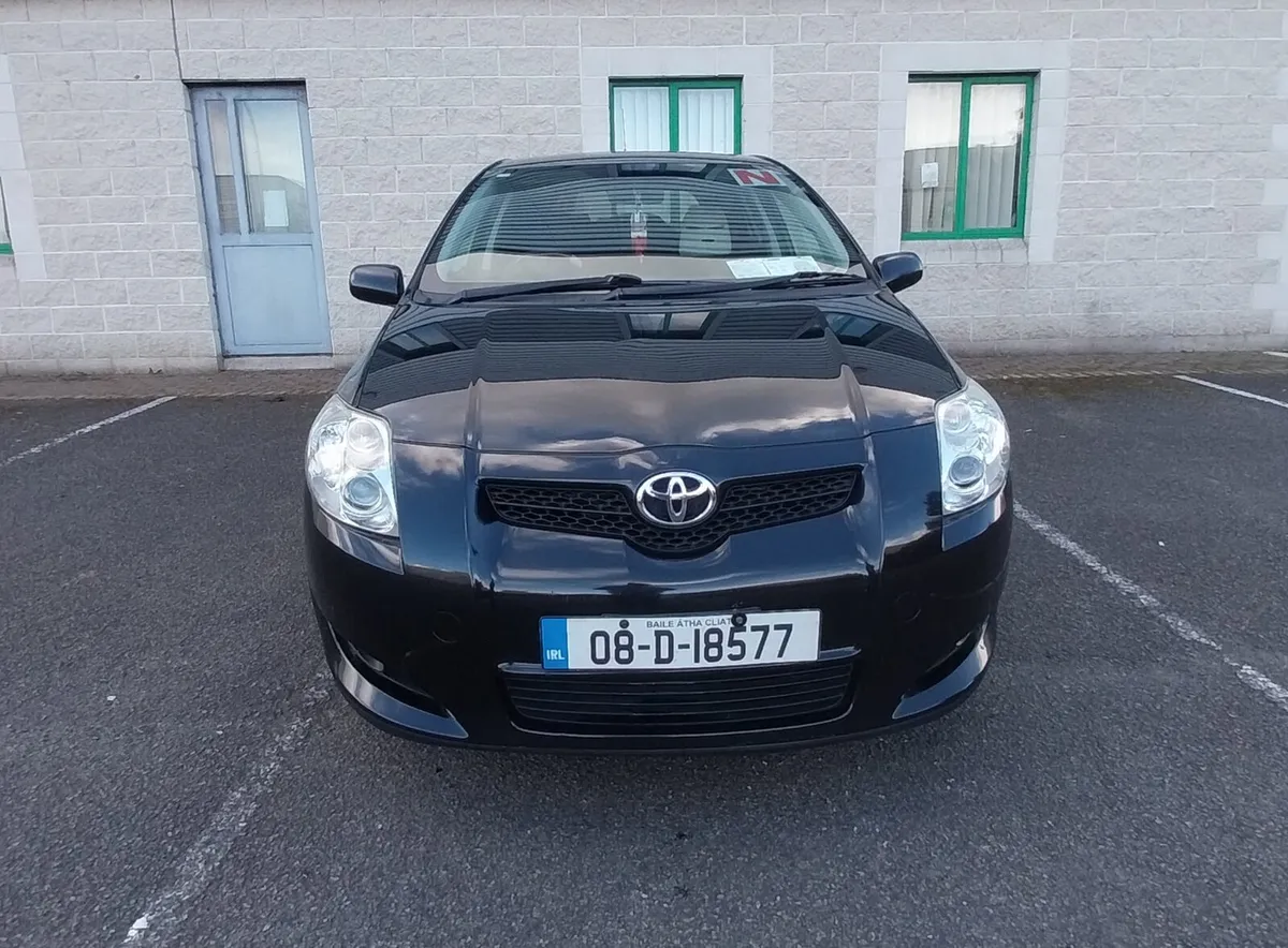 Toyota Auris Luna - Image 1