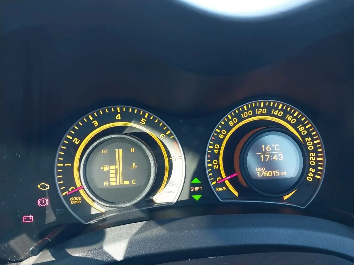 Toyota Auris Luna - Image 2