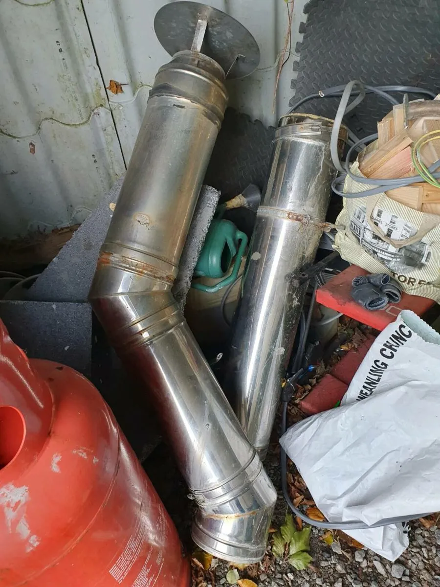 6 inch twin wall flue kit ! - Image 1