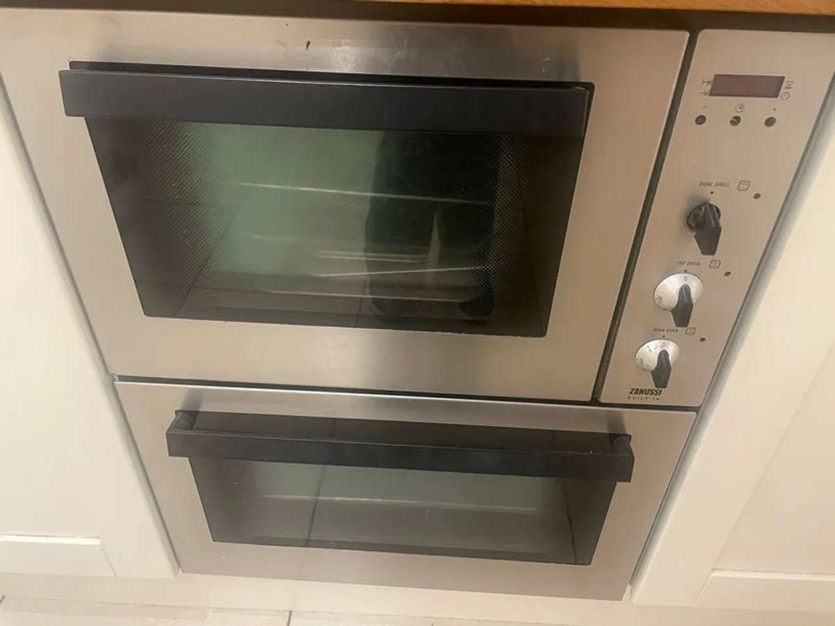 Double Oven - Image 1