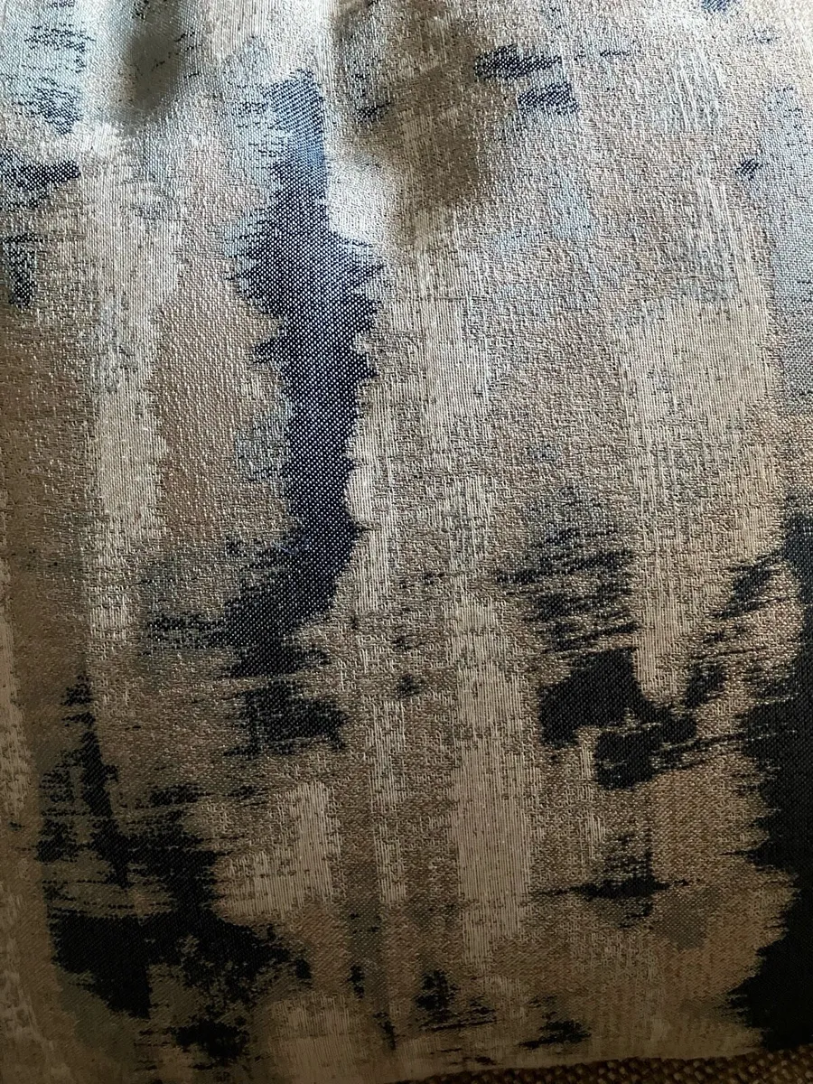 Cushions - Image 3