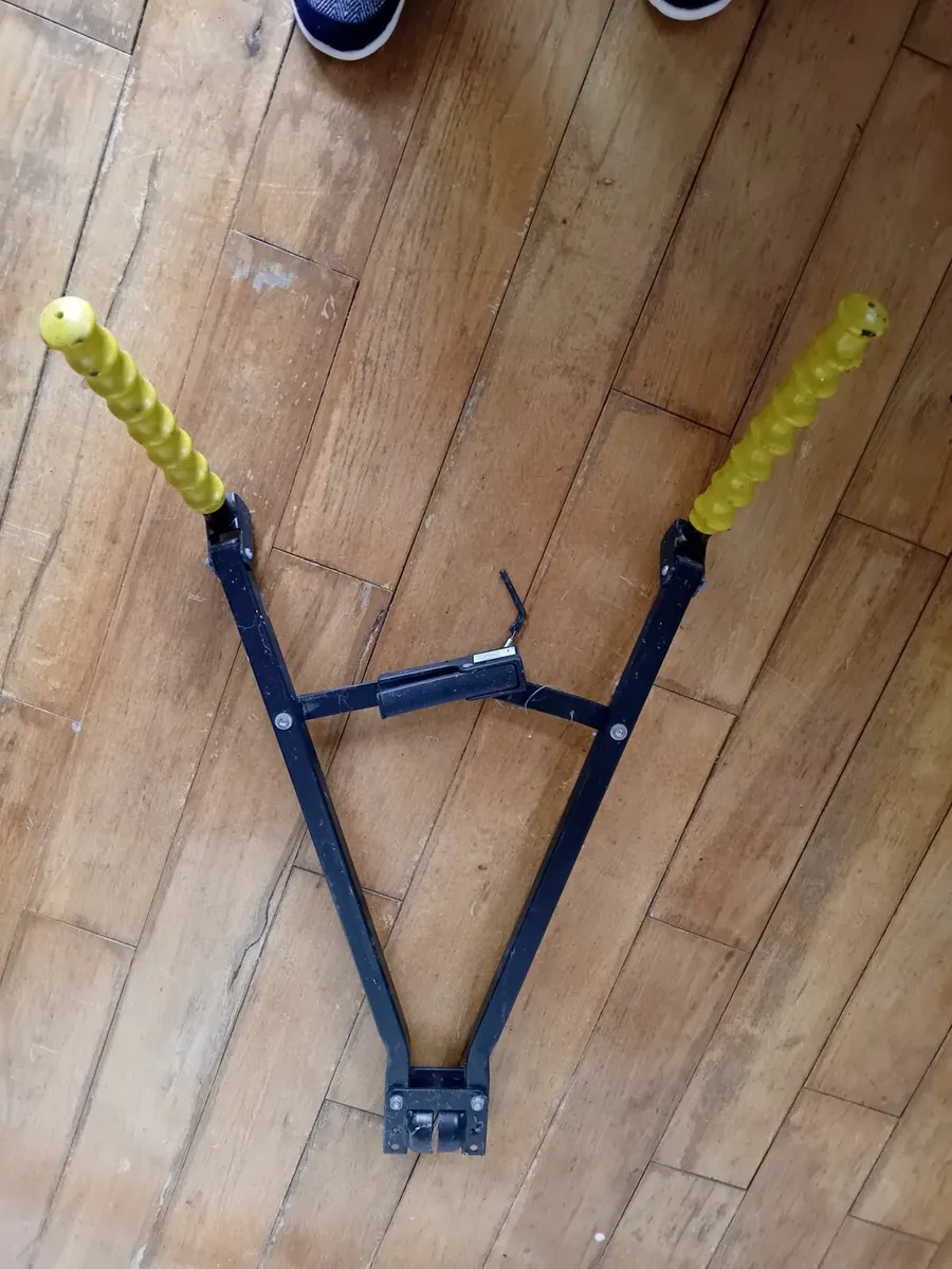 Bike carrier for hitch