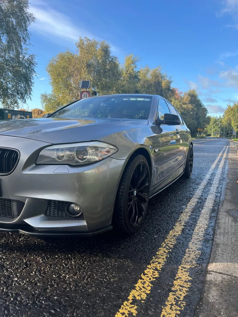 BMW 5-Series M-Sport - Image 2