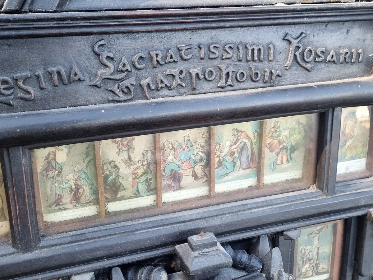 Antique carved piece from convent - Image 3